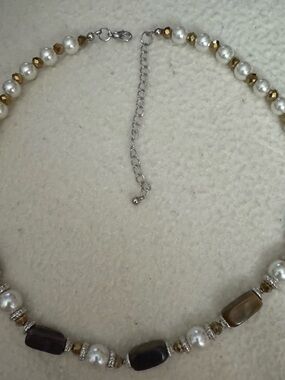 Vintage necklace - Tiger's Eye gemstones, faux pearls , rhinestone beads